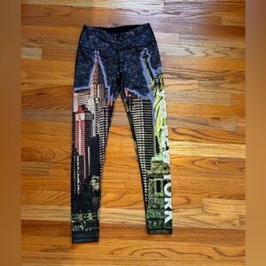 Victoria's Secret Multicolor NYC Skyline Sport Leggings
